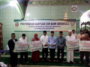 Kunker Ke Kepahiang, Gubernur Bengkulu dan Bank Bengkulu Salurkan CSR
