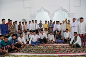 Sapa Masyarakat Tanjung Aur, Gubernur Rohidin Tegaskan Pemerataan Pembangunan