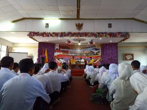 Isi Kuliah Umum di Unived, Gubernur Rohidin Berikan Motivasi Kepada Mahasiswa Baru