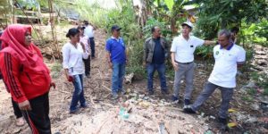 Pemerintah Tinjau Lokasi Bau Sampah di Pasar Minggu
