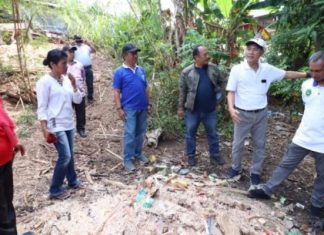 Pemerintah Tinjau Lokasi Bau Sampah di Pasar Minggu