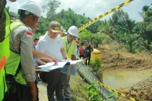 Gubernur Rohidin Genjot Pembenahan Infrastruktur Terdampak Longsor