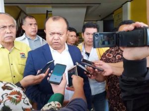 Rio Capella Kembalikan Formulir Ke DPD Partai Golkar