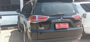 Parial Kembalikan Mobil Dinas