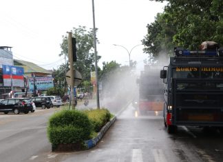 Ruas Jalan Protokol Bengkulu Disterilkan
