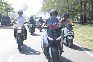Wawali Tinjau OPD Bersihkan Pantai Panjang