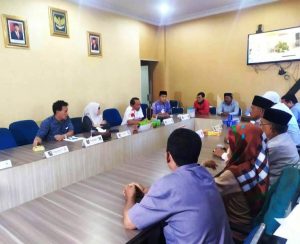 Dewan Gelar Audiensi Terkait Keluhan TPS Di Tengah Pemukiman Kebun Dahri