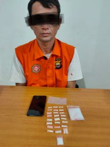 Polda Bengkulu Amankan Tersangka Pengedar Bersama 25 Paket Sabu