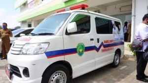 Wah, UMB Dapat Bantuan Ambulans, Minibus, dan Pengaspalan Lahan Parkir dari Pemkot Bengkulu