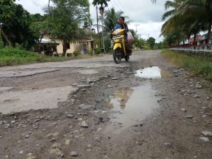 Siapa Yang Tau Jalan Rusak Di Enggano Milik Provinsi