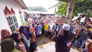 Ribuan Relawan Ikrarkan Janji Menangi Helmi- Muslihan di Seluma