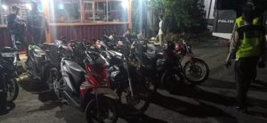 Razia Balap Liar, Polres BS Amankan Belasan Motor