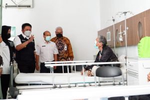 Program HD Tinjau Operasi Katarak Gratis CSR Bank Sumsel Babel