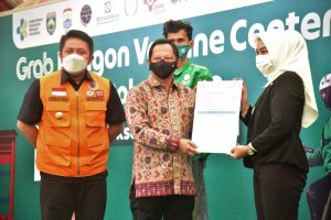 Vaksinasi Massal Berjalan Tertib, Mendagri Harapkan Jadi Model Di Daerah Lain