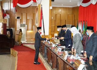 MY Hadiri Rapat Pemandangan Umum Fraksi DPRD Sumsel Terhadap Sembilan Raperda