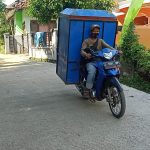 Pedagang Kerupuk Menikmati Hasil Jalan Baru Hasil Betoniasi Satgas TMMD Ke-111 Jambe