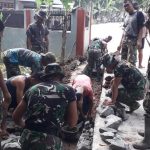 Satgas TMMD Kompak Terus Bekerja Tanpa Menghiraukan Matahri Yang Menyengat