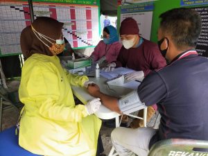 Vaksinasi Gelombang Pertama Banyak Warga Yang Mendaftarkan Diri