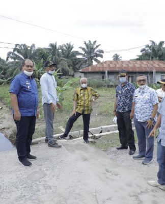 Bupati Dan Wakil Bupati Asahan Tinjau Rencana Normalisasi Saluran Air Kelurahan Binjai Serbangan
