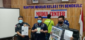 Lakukan Pungutan Liar, WNA Pakistan Ditangkap Imigrasi