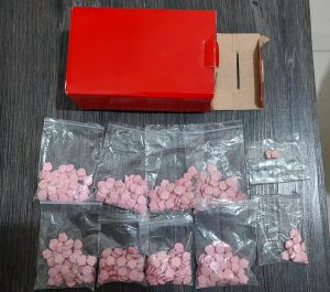 Ditresnarkoba Polda Kepri Berhasil Amankan Pria Pemilik Sabu dan Pil Ekstasi