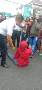 Pasal Disuruh Pindah, Pedagang Pasar Lelo Sergai Ricuh Dengan Satpol PP