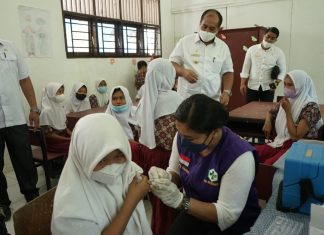 Wakil Bupati Asahan Tinjau Pelaksanaan Vaksinasi Usia 6 – 11 Tahun