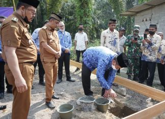 Wakil Bupati Asahan Letakkan Batu Pertama Pembangunan Kantor KOPYA