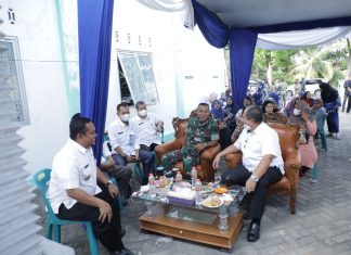 Wakil Bupati Asaha Tinjau Pelayanan KB-Serentak Sejuta Akseptor Dalam Rangka Peringatan Hari Keluarga Nasional ke-XXIX Tahun 2022