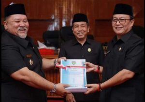Gelar Paripurna, DPRD BS Sampaikan Penjelasan Bupati Terhadap Raperda Pertanggungjawaban Pelaksanaan APBD TA 2021