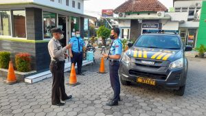 Dalam Menjaga Situasi Aman di Wilayah Polsek Kendal Kota Laksanakan BLP dan KRYD