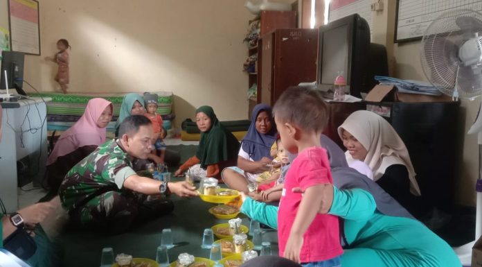 Cegah Stunting, Babinsa Dampingi Kegiatan Posyand