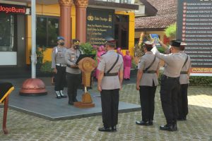 Kapolres Blitar Kota Pimpin Sertijab Kabagops, Kapolsek Kepanjenkidul dan Kapolsek Srengat