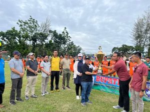 Buka Bupati Cup II, H. Sapuan Minta Pererat Kekerabatan Hidari Keributan dan Kerusuhan
