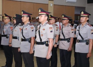 Kapolres Kendal AKBP Pimpin sertijab Kabag SDM, Kasat Reskrim, Kasat Polairud dan Kapolsek Jajaran