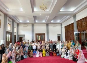 Tingkatkan Silahturahmi di Bulan Ramadhan, Bupati Sapuan Santuni Anak Yatim Piatu dan Kaum Dhuafa