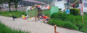 3 Titik Tumpukan Sampah Menghiasi Kota Mamasa