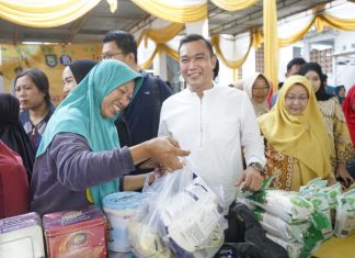 Selenggarakan Pasar Murah Bengkulu, Wabup Kepahiang Dukung Penuh Kegiatan Bantu Masyarakat Selama Bulan Ramadhan
