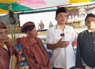 Hadiri HUT ke-51 Desa Sumber Arum Seluma, Jonaidi SP Berpesan Tingkatkan Budaya dan Kelestarian Lingkungan