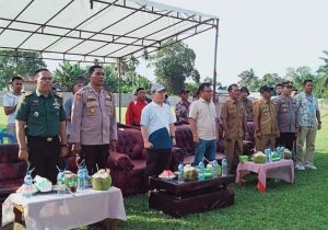 Hadir di Pembukaan Turnamen Voly dan Sepak Bola,Ketua Komisi I DPRD Kabupaten Mukomuko Pesankan Jaga Sportivitas