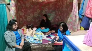 Novyta Dapat Kunjungan Dari Pastor Paroki, Gereja Katolik Mamasa, Dewi Marnita : Terima Kasih Atas Dukungan doanya