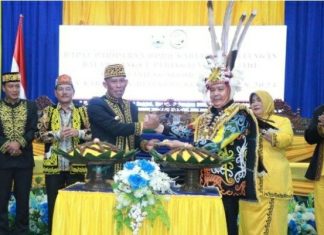 Bupati Dan Wakil Bupati Bulungan Menghadiri Rapat Paripurna Istimewa Hari Jadi Bulungan 2023