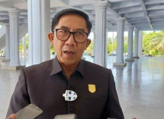 Waka 1 DPRD Provinsi Bengkulu Samsu Amanah, Senang Sertifikasi Guru Cair Minggu Ini
