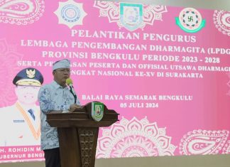Gubernur Rohidin dari Bengkulu Menerima Apresiasi dari PHDI untuk Dukungan Terhadap Keberagaman Beragama
