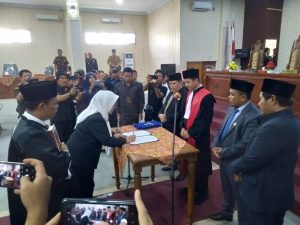 Resmi Jadi Waka II DPRD Kabupaten Lebong, Roiyana Dilantik Sebagai PAW