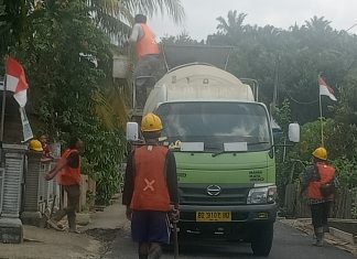 Jalan Mulus, Kades Tanjung Aur: Sudah Puluhan Tahun Masyarakat Nantikan