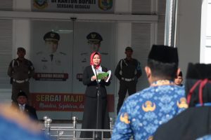 Pemkab Sergai Gelar Upacara Peringatan Hari Otonomi Daerah ke-29, Sekdakab Sampaikan Pesan Mendagri