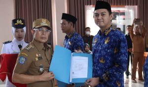 Bupati Serahkan SK CPNS Formasi 2024