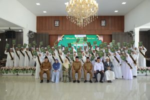 Bupati Asahan Wisuda 48 Orang Santri Lembaga Tahfidz Al-Qir’an Pemkab Asahan