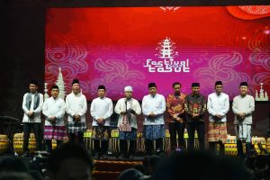 Buka Festival Tabut 2025, Gubernur Ajak Warga Jaga Persatuan